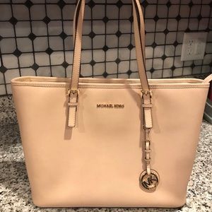 Michael Kors tote